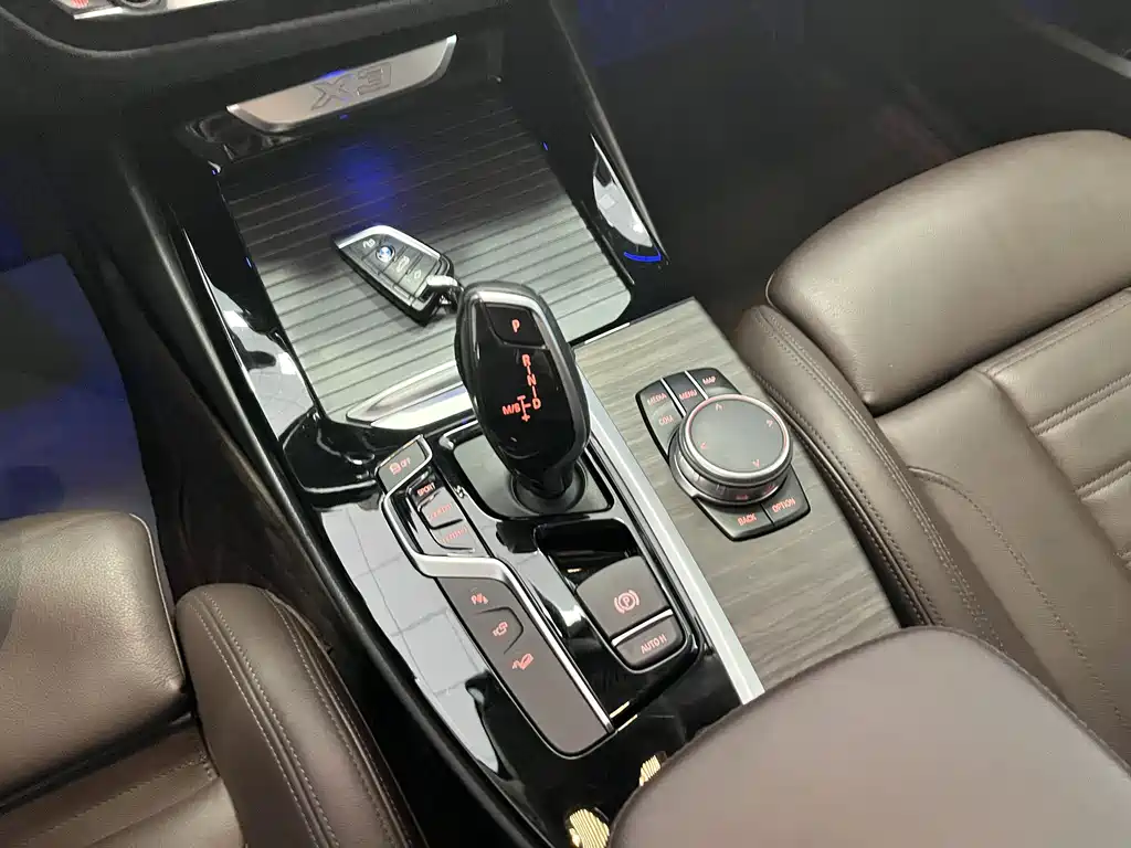 BMW X3 2019 — фото 13