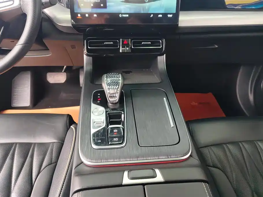 GAC Motor Trumpchi GS8 2022 — фото 16