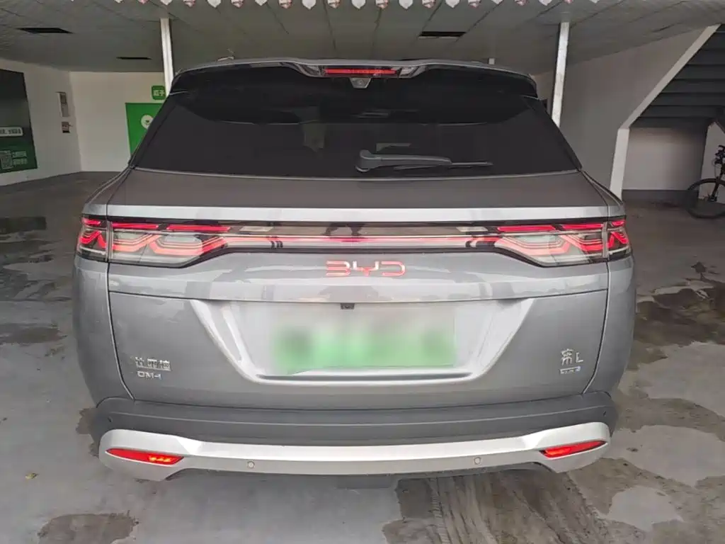 BYD Song L DM-i 2025 — фото 6