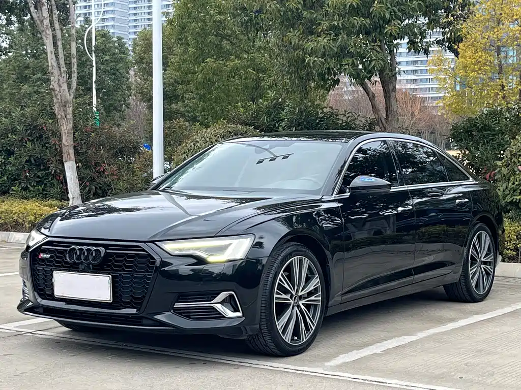 Audi A6L 2023 — фото 1