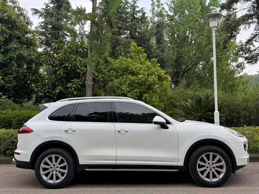 Porsche Cayenne 2015 — фото 7