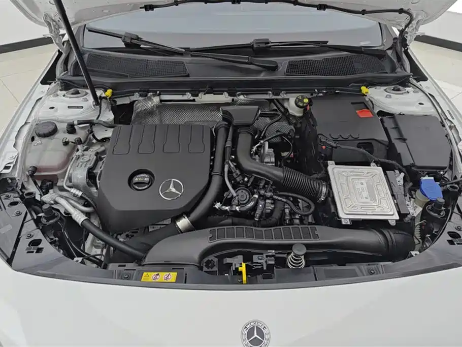 Mercedes-Benz A-Class 2023 — фото 10