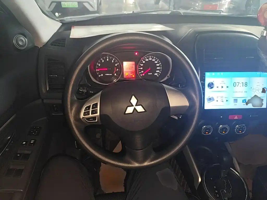 Mitsubishi Jinxuan ASX 2015 — фото 11