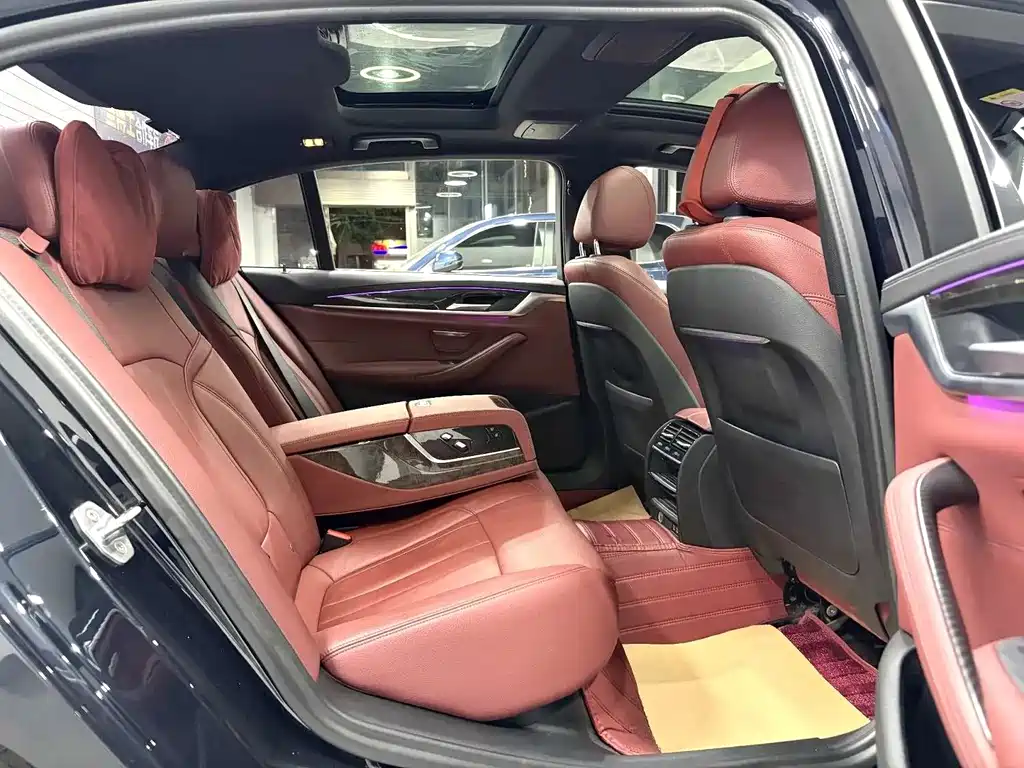 BMW 5 Series 2020