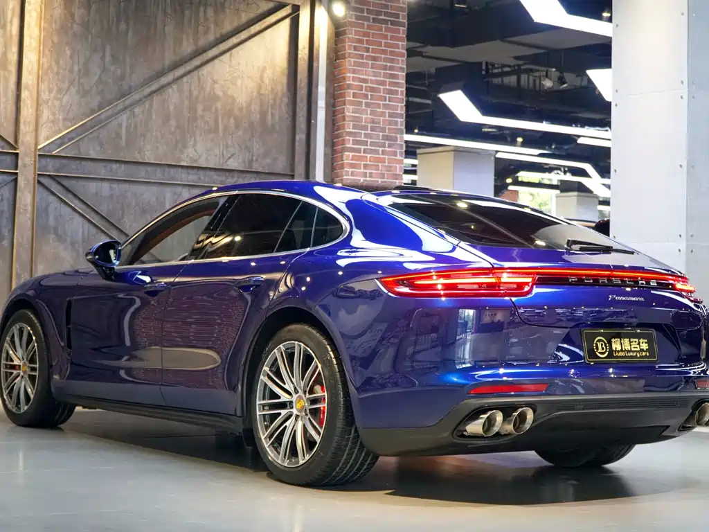 Porsche Panamera 2020 — фото 10