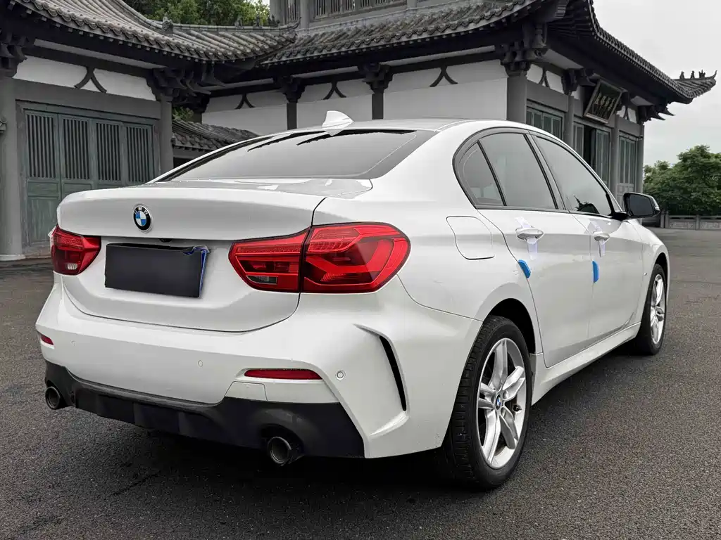 BMW 1 Series 2022