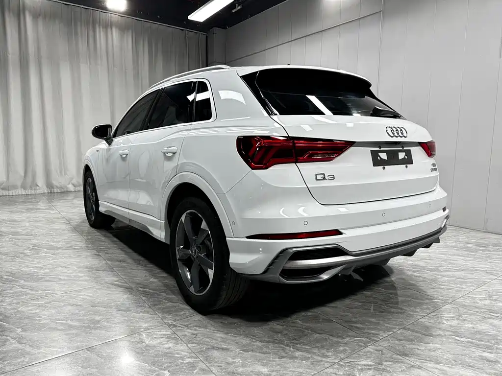 Audi Q3 2022