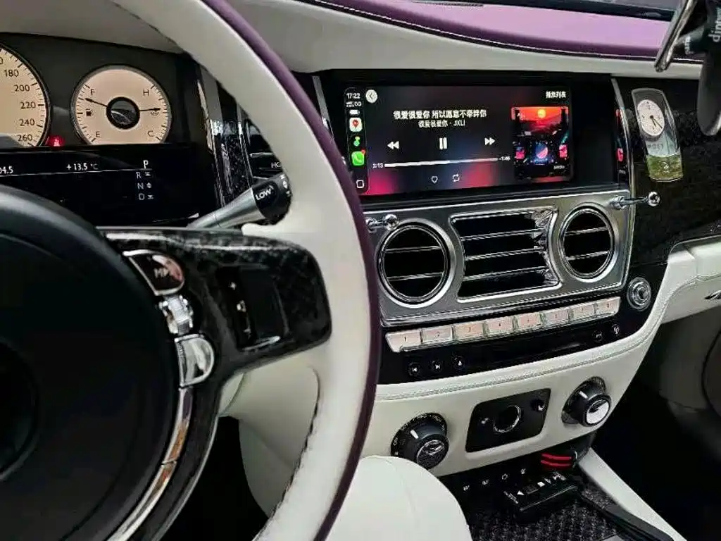 Rolls-Royce Ghost 2012 — фото 11
