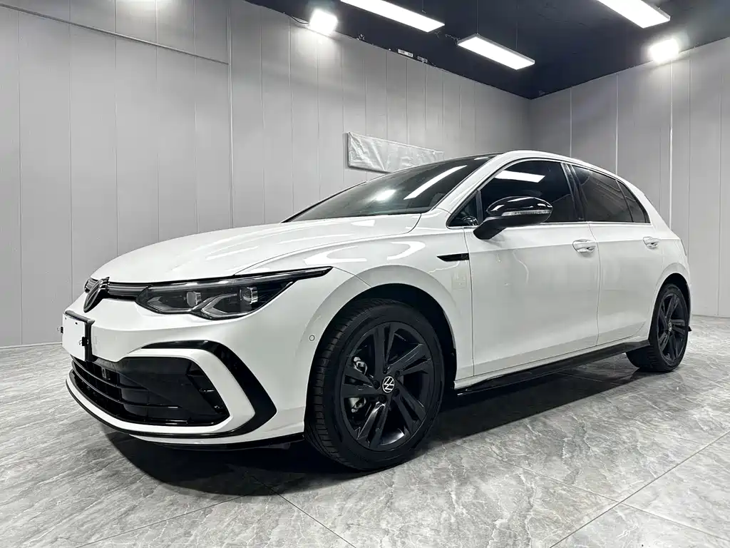 Volkswagen Golf 2022