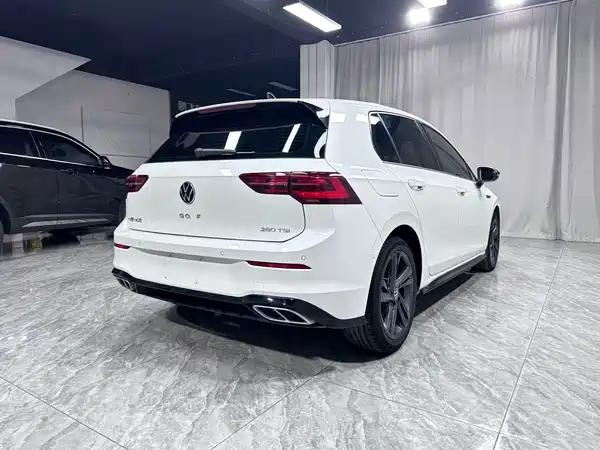 Volkswagen Golf 2022