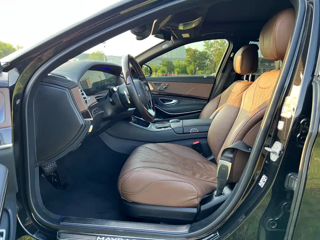 Mercedes-Benz Maybach S-Class 2020