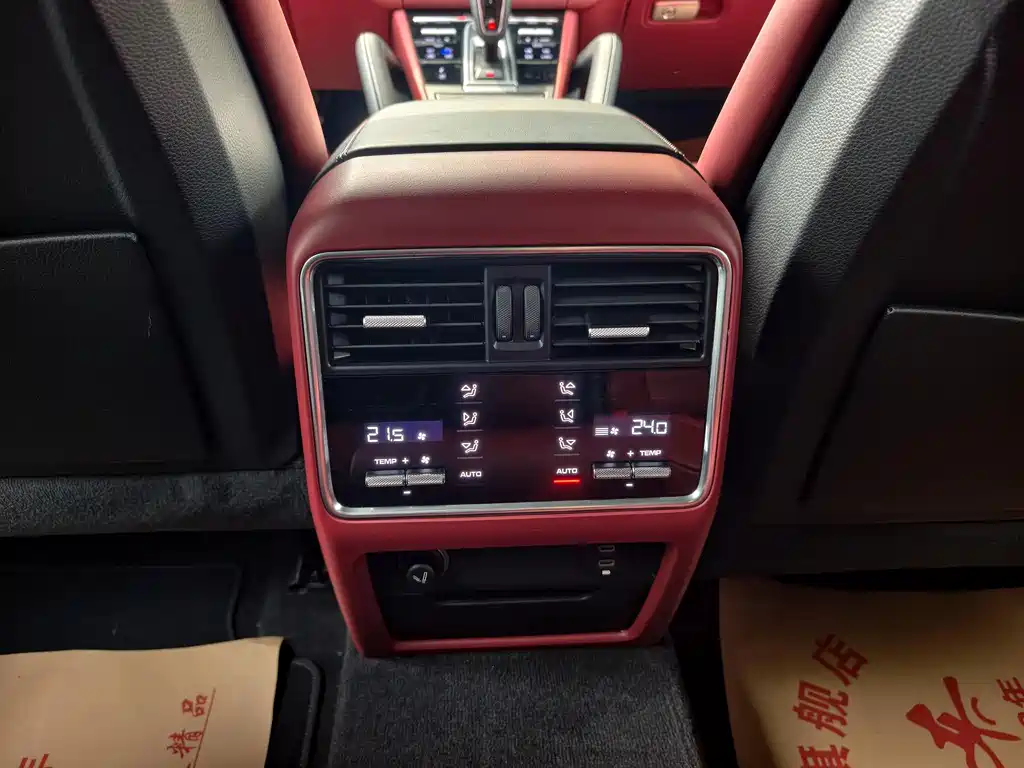 Porsche Cayenne 2022 — фото 18