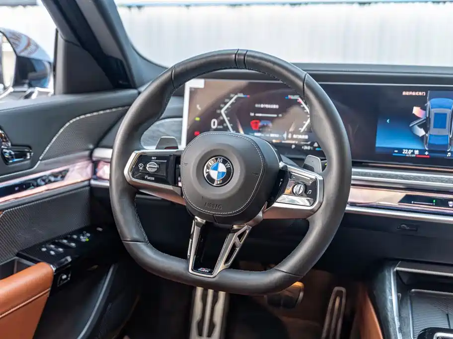 BMW 7 Series 2024 — фото 19