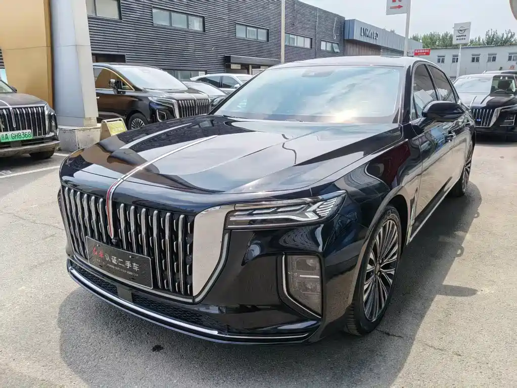 Hongqi H9 2025 — фото 1