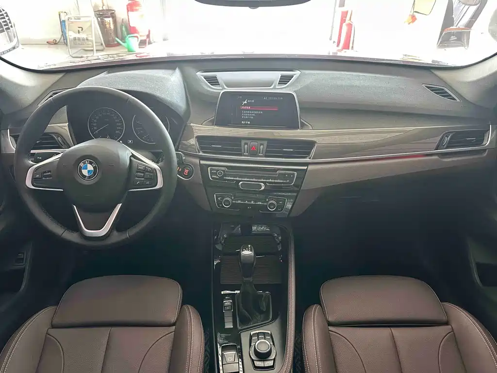 BMW X1 2018 — фото 11