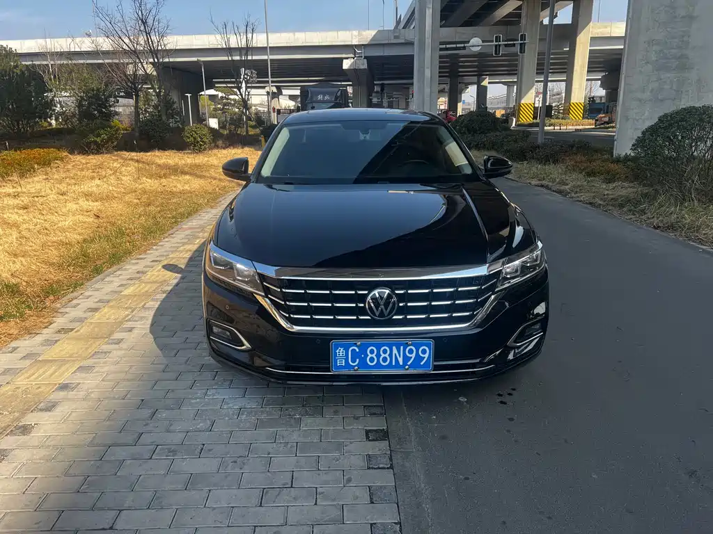 Volkswagen Passat 2019 — фото 2