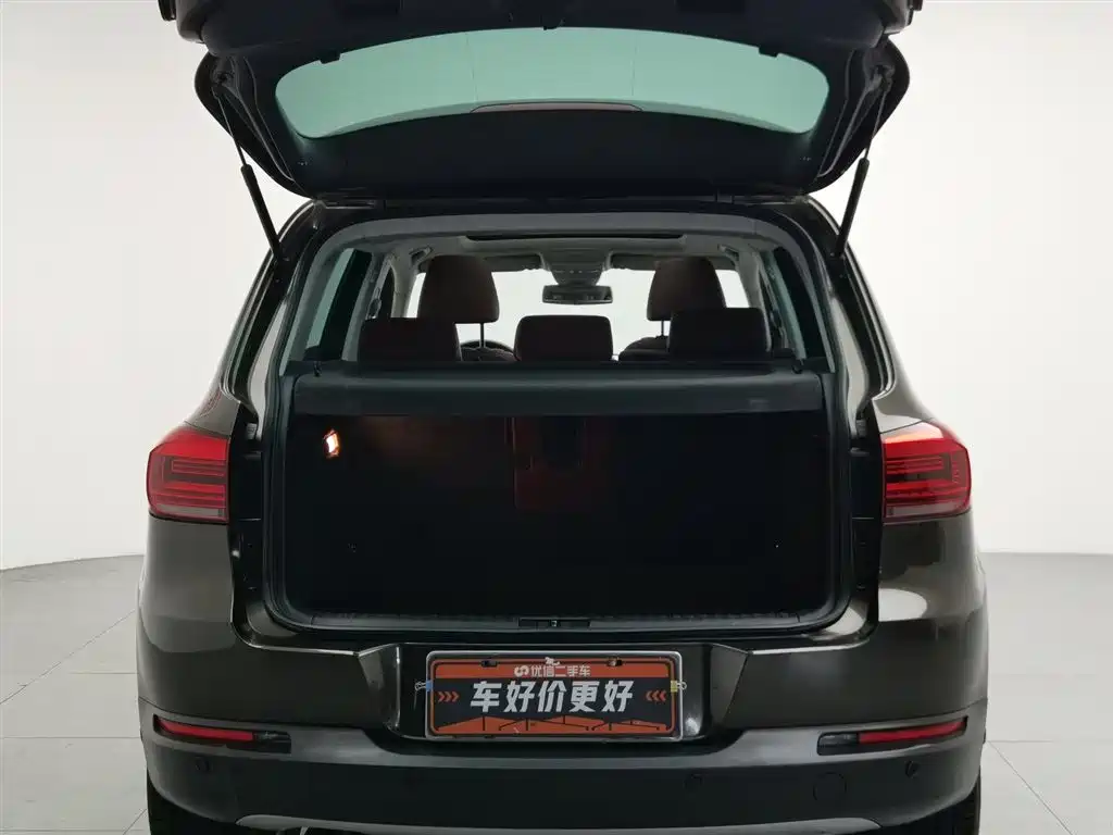 Volkswagen Tiguan 2014 — фото 16