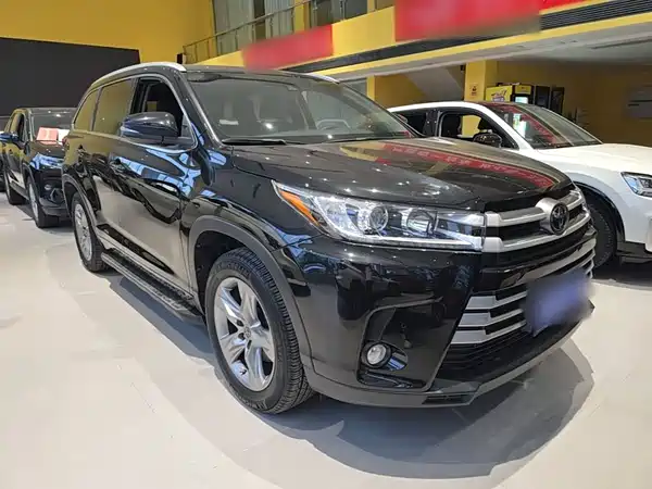 Toyota Highlander 2020