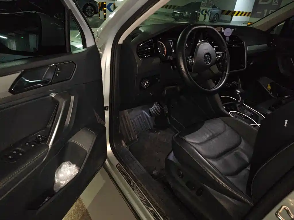 Volkswagen Tiguan L 2018 — фото 17