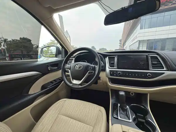 Toyota Highlander 2018