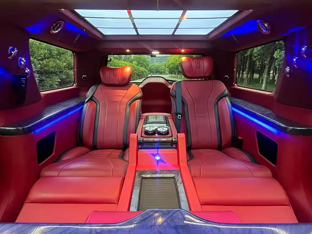Lincoln Navigator 2018 — фото 11