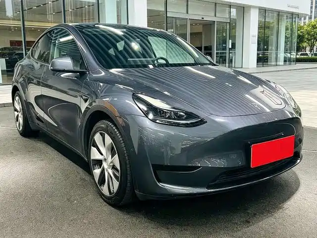 Tesla Model Y 2022 — фото 1