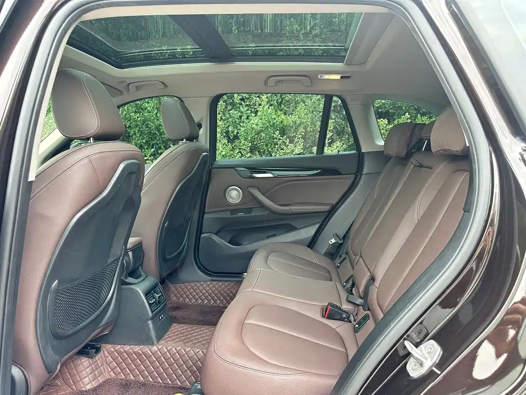 BMW X1 2021 — фото 15