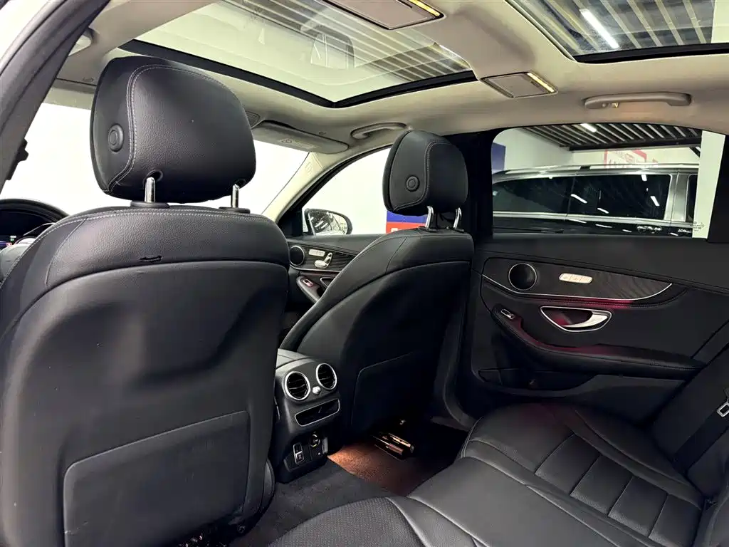 Mercedes-Benz C-Class 2020 — фото 12