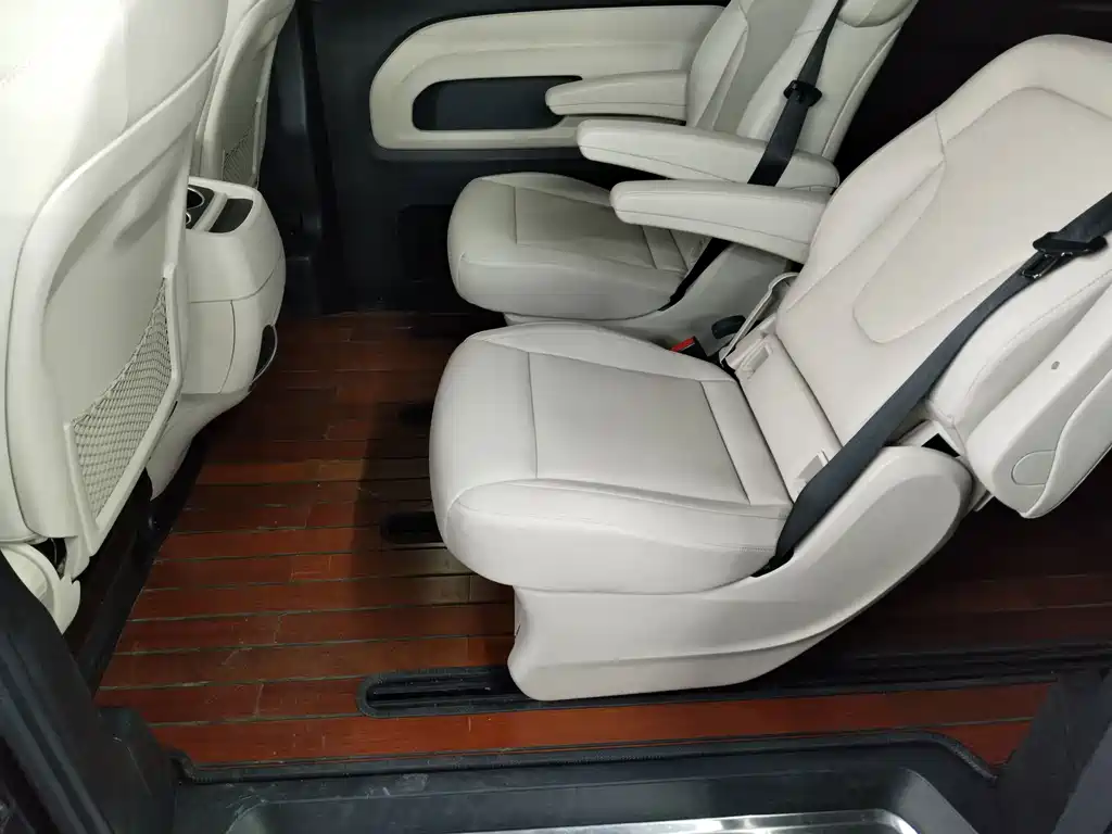 Mercedes-Benz Vito 2018 — фото 15