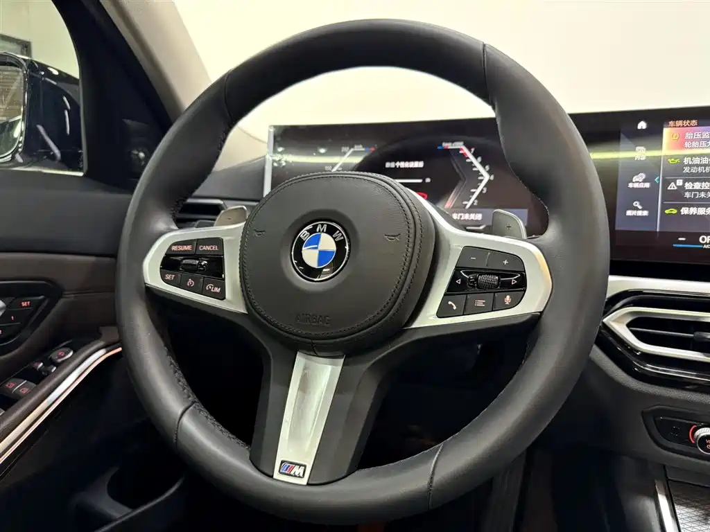 BMW 3 Series 2024 — фото 14
