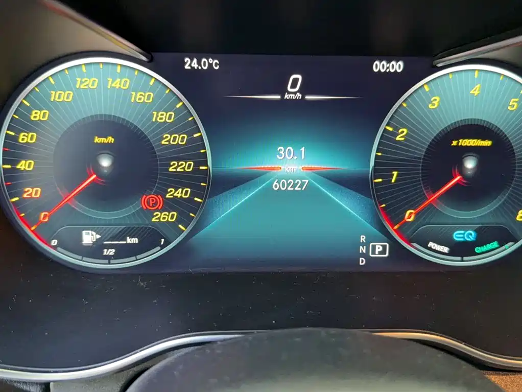 Mercedes-Benz C-Class 2022 — фото 11