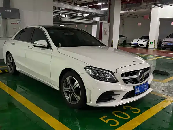 Mercedes-Benz C-Class 2020