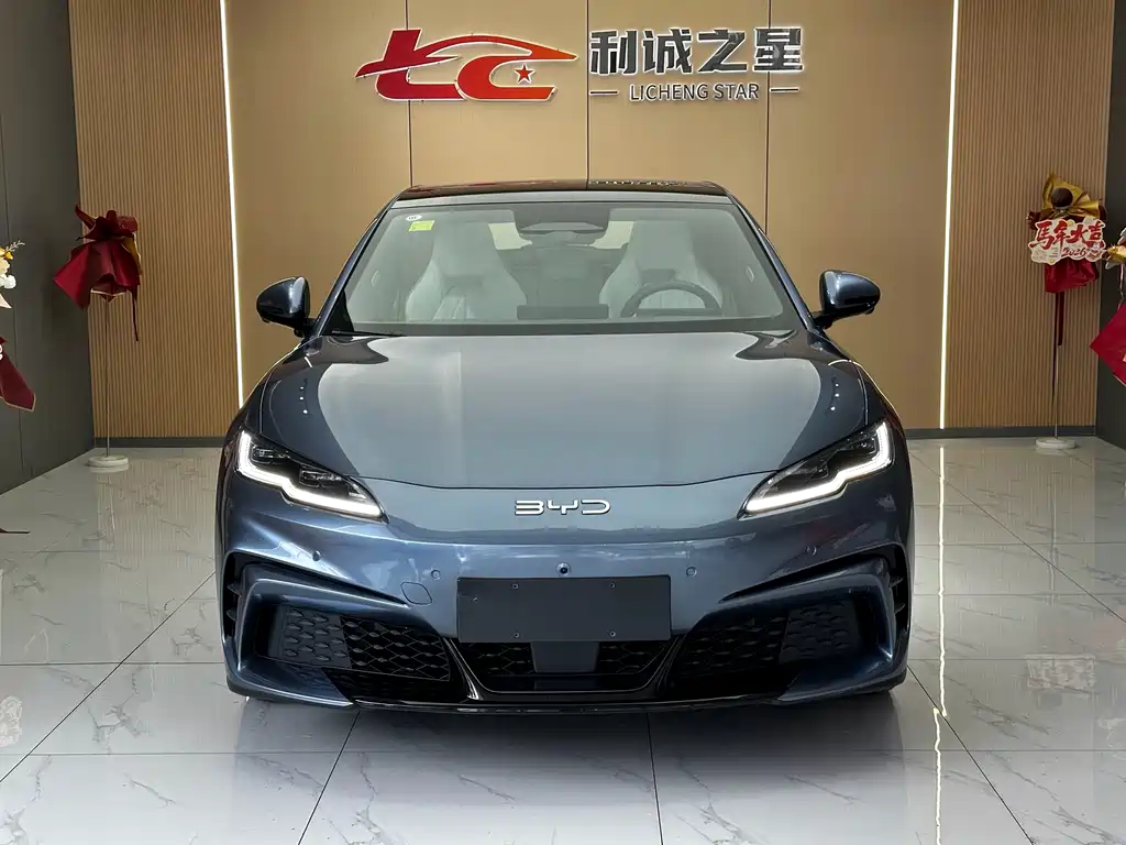 BYD Seal 06GT 2026 — фото 2