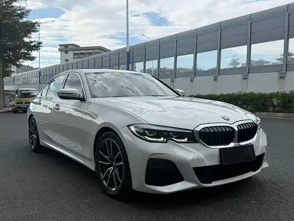 BMW 3 Series 2021