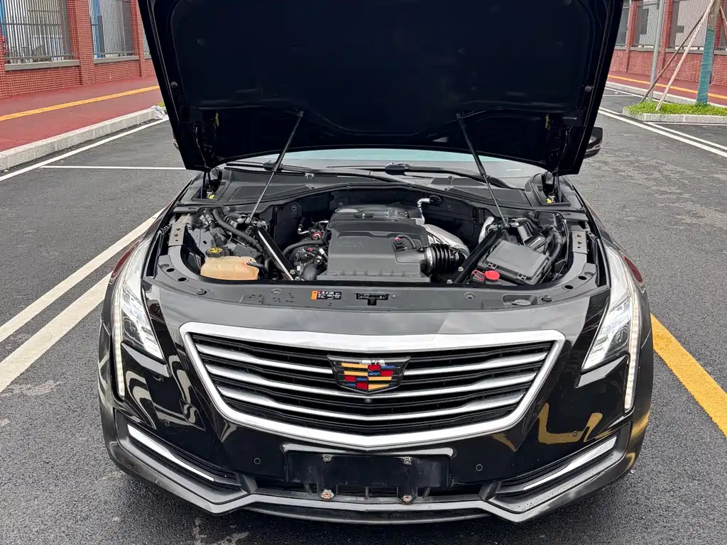 Cadillac CT6 2018 — фото 18