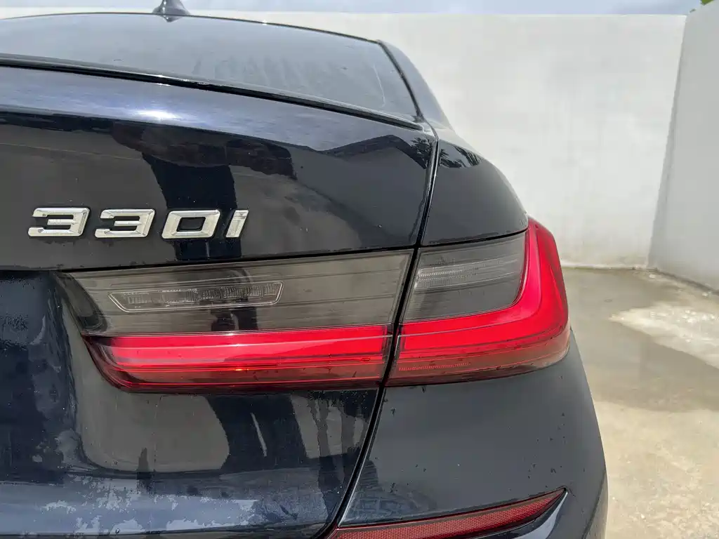 BMW 3 Series 2021 — фото 11