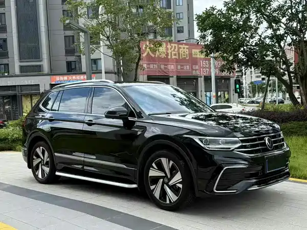 Volkswagen Tiguan L 2023