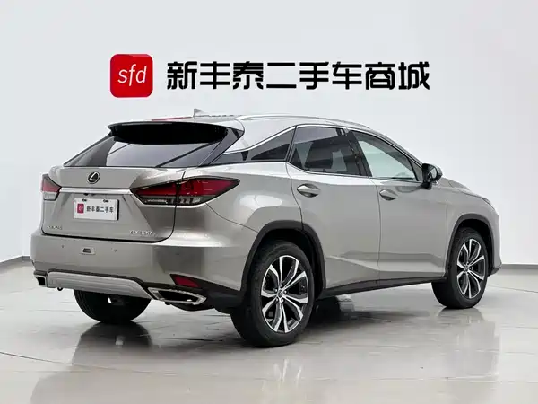 Lexus RX 2022