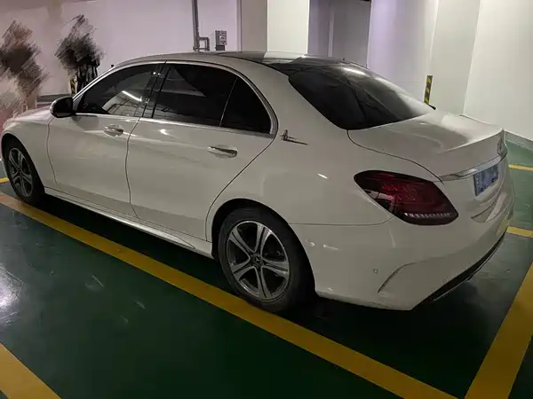 Mercedes-Benz C-Class 2020