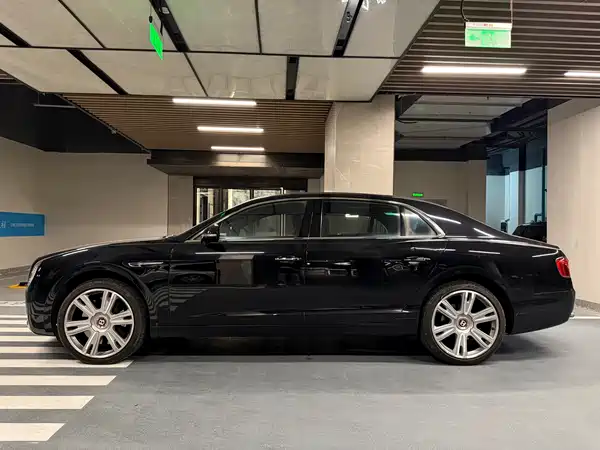 Bentley Flying Spur 2015