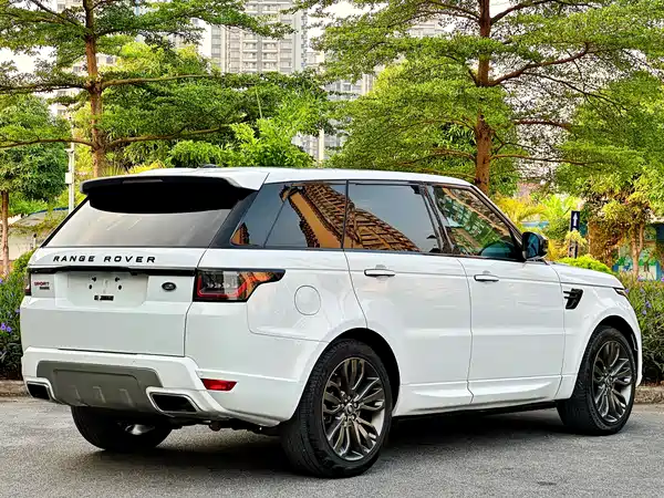 Land Rover Range Rover Sport 2014