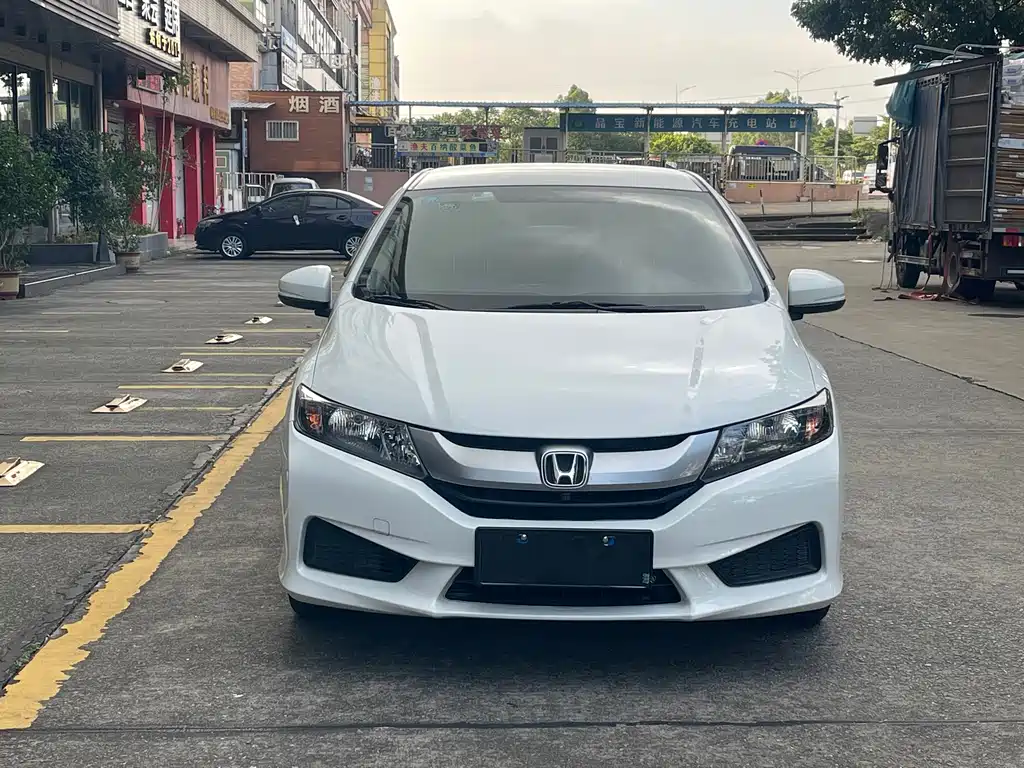 Honda City 2017 — фото 2