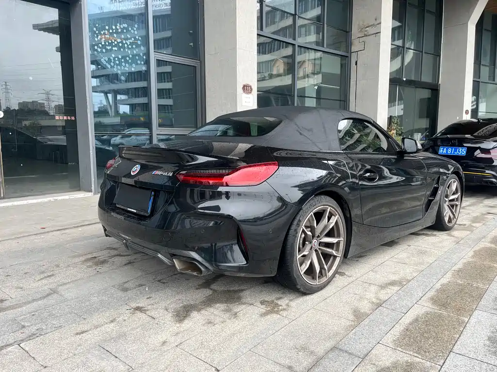 BMW Z4 2022 — фото 2