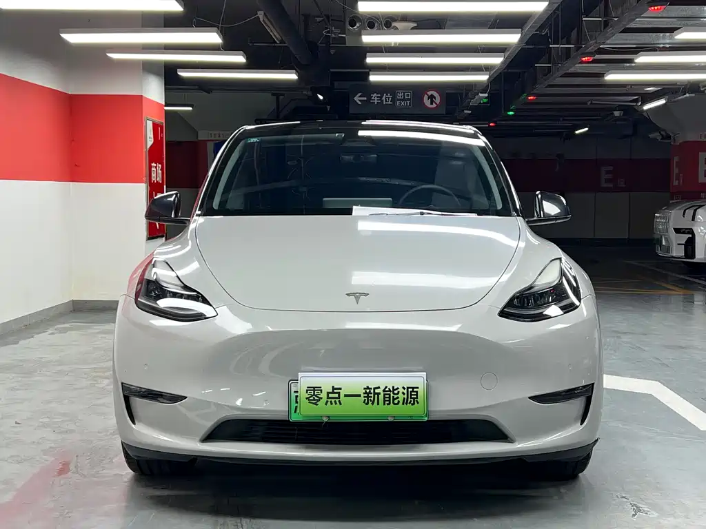 Tesla Model Y 2022 — фото 2