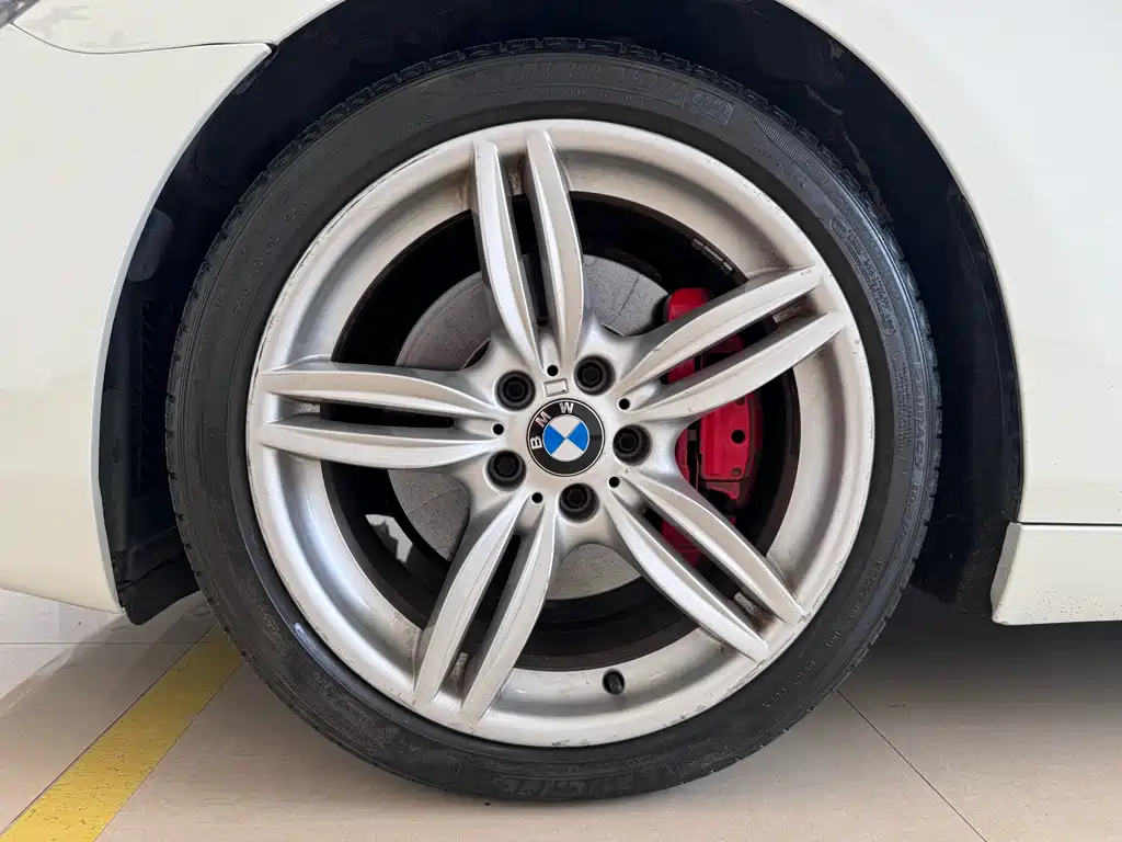 BMW 6 Series 2015 — фото 15