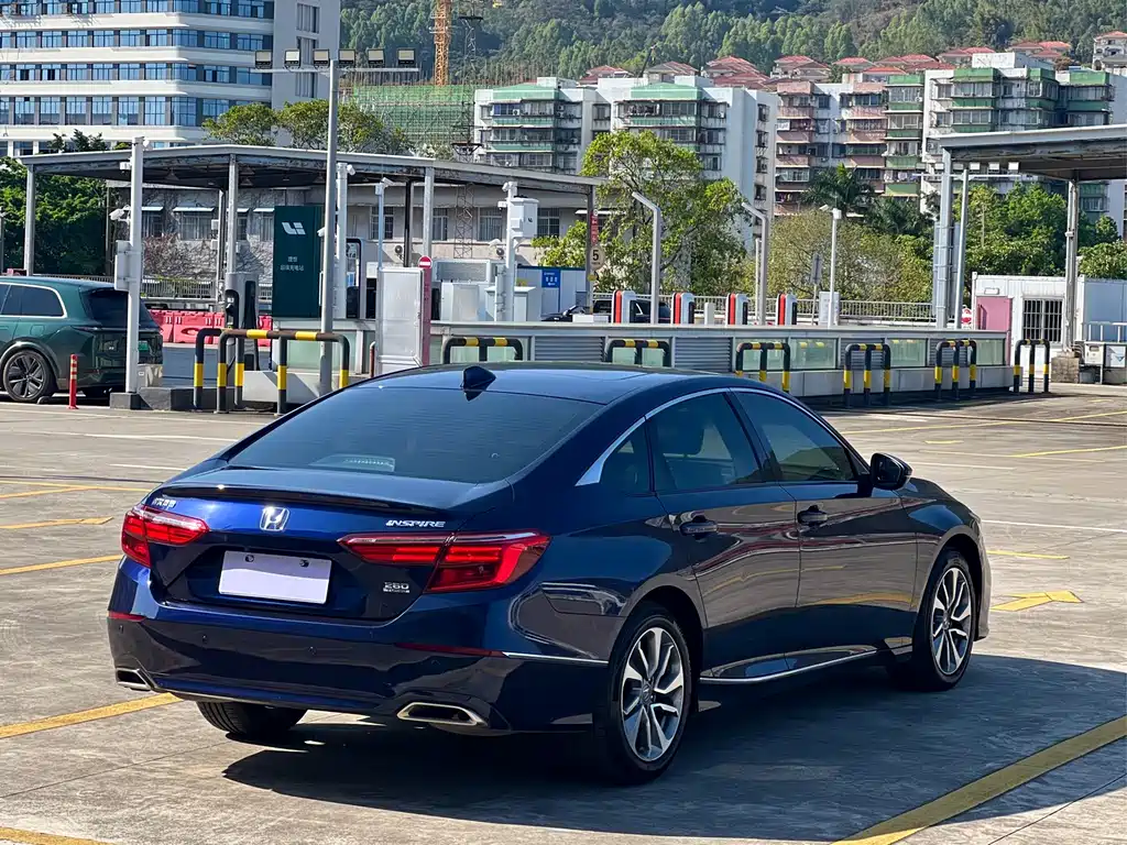 Honda Inspire 2020 — фото 7