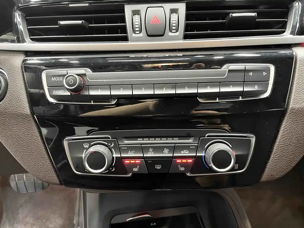 BMW X1 2023 — фото 12