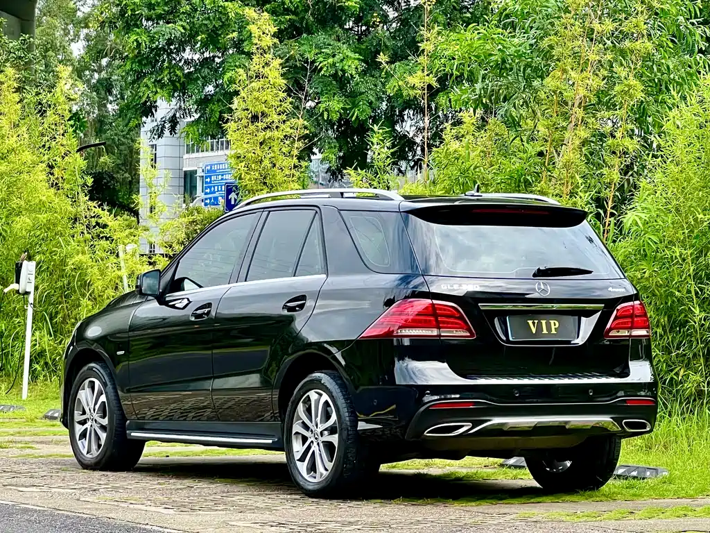 Mercedes-Benz GLE 2018 — фото 18