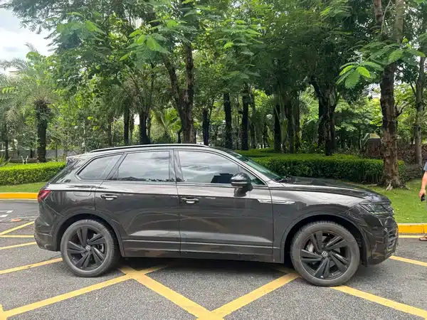 Volkswagen Touareg 2021