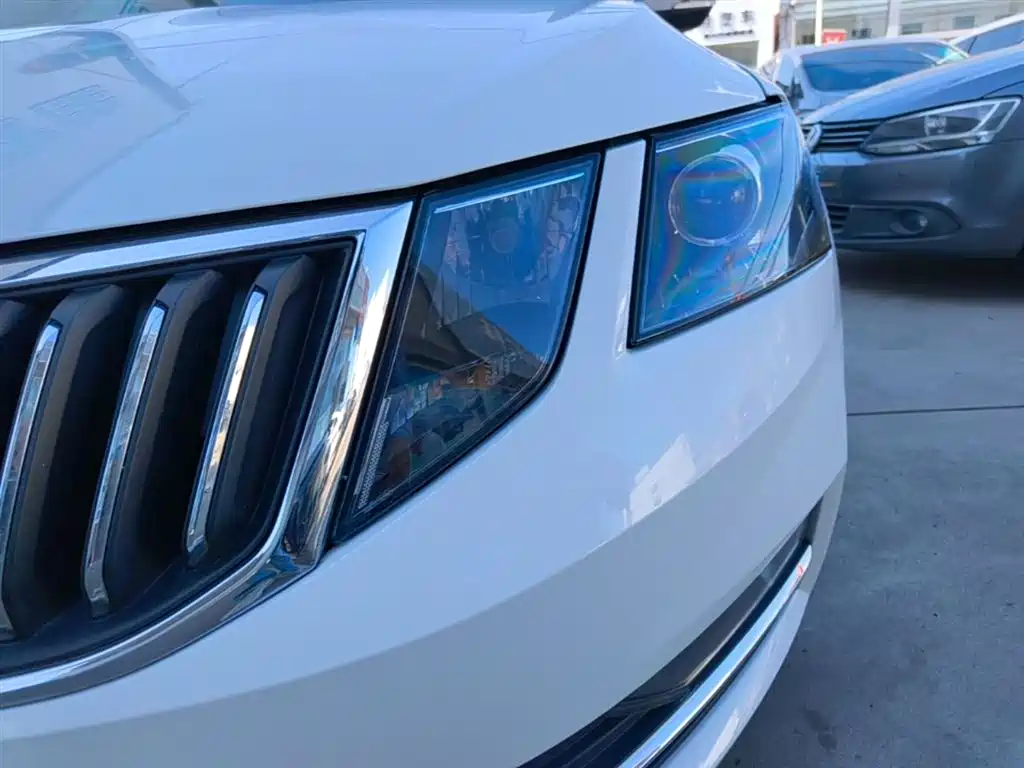 Skoda Octavia 2019 — фото 24